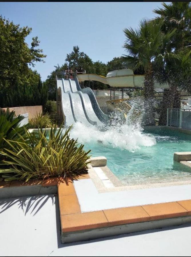 Camping Parc Des 7 Fonts Hotel Agde Exterior photo